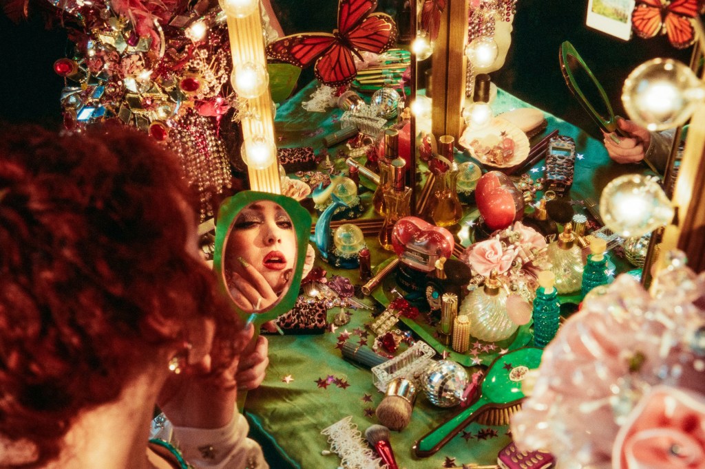 H-O-T-T-O-G-O, Chappell Roan is hot to&nbsp;go