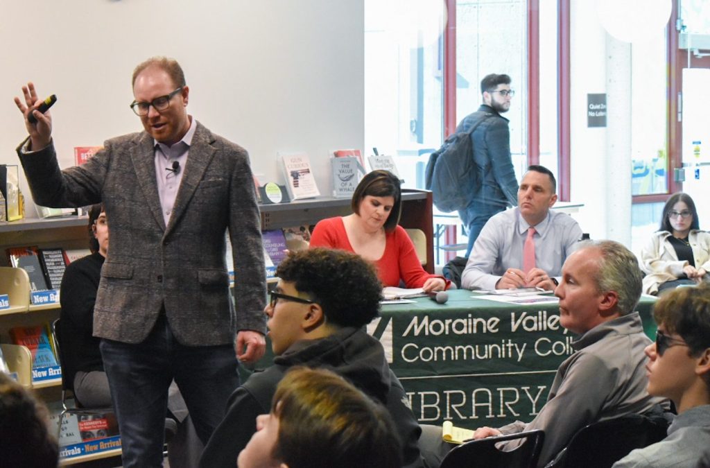 Analyst David Wasserman points out ‘unexpected turns’ of politics in MV&nbsp;talk